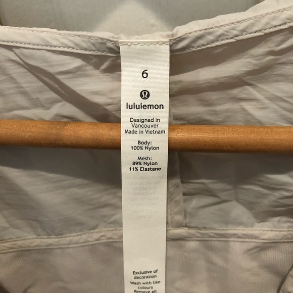 Lululemon windbreaker jacket - Picture 4 of 4